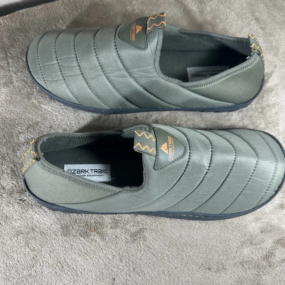 Ozark Trail Quilted Puffer Slipper Shoes Green Orange Accent Men's Size 11